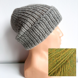 Czapka wywijana zrobiona ręcznie na drutach KIARA 100% Alpaka 501 Jasny Szary