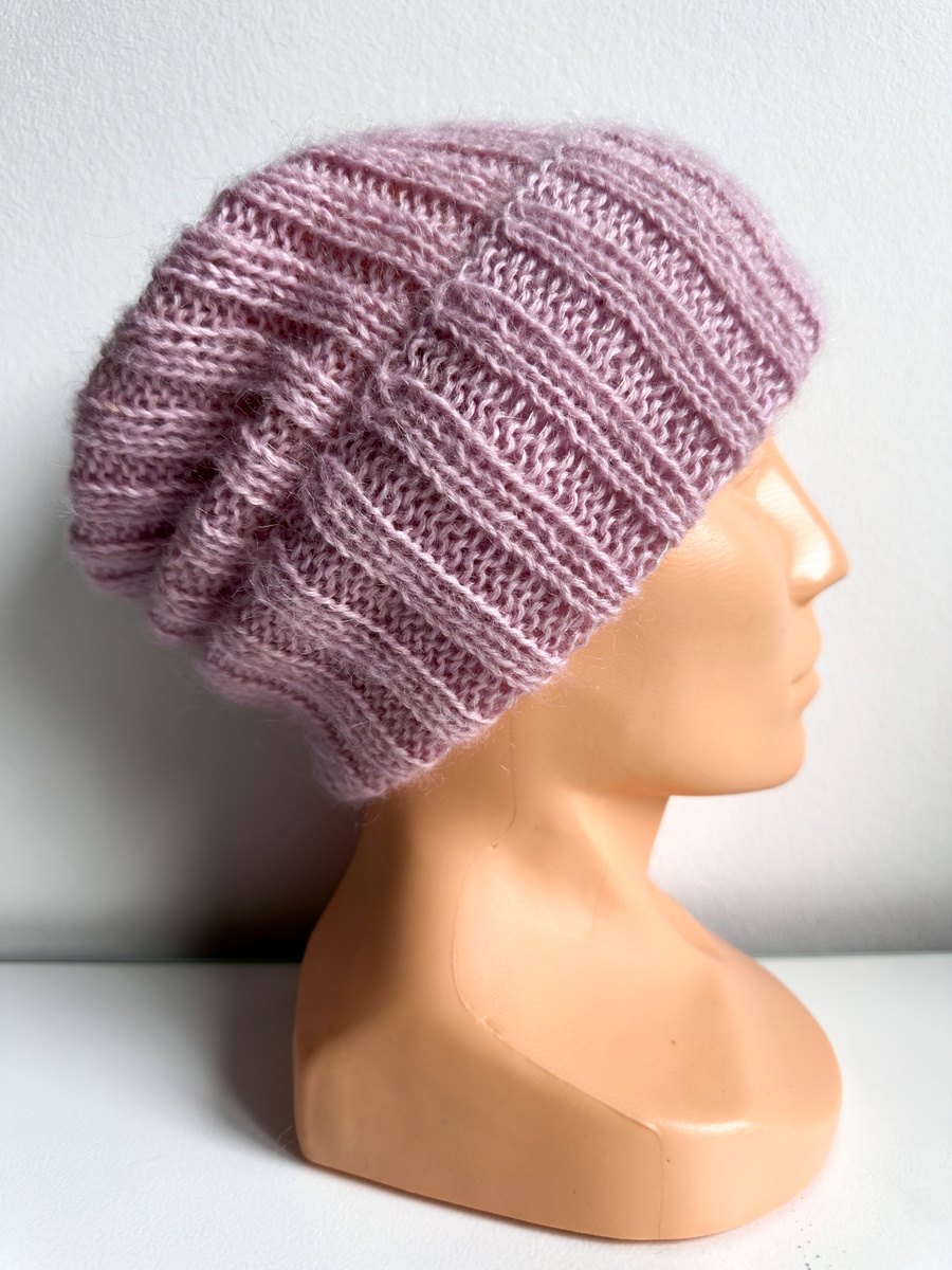 MARGARET Handgemachte Mütze mit Umschlag Alpaka Mohair und Seide 3112/36 Rosa mit einem Hauch Beige