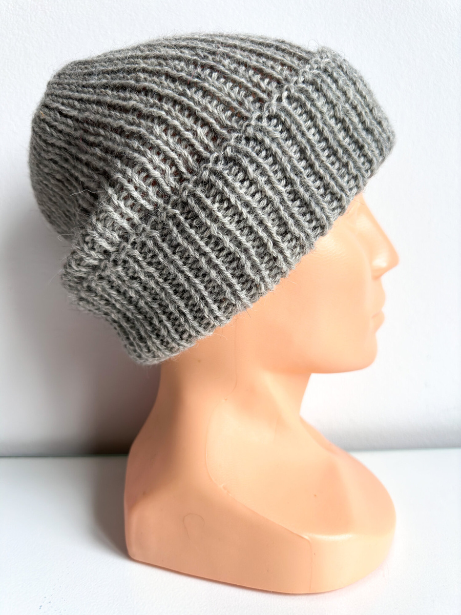 Czapka wywijana zrobiona ręcznie na drutach KIARA 100% Alpaka 7895 ciemnozielony