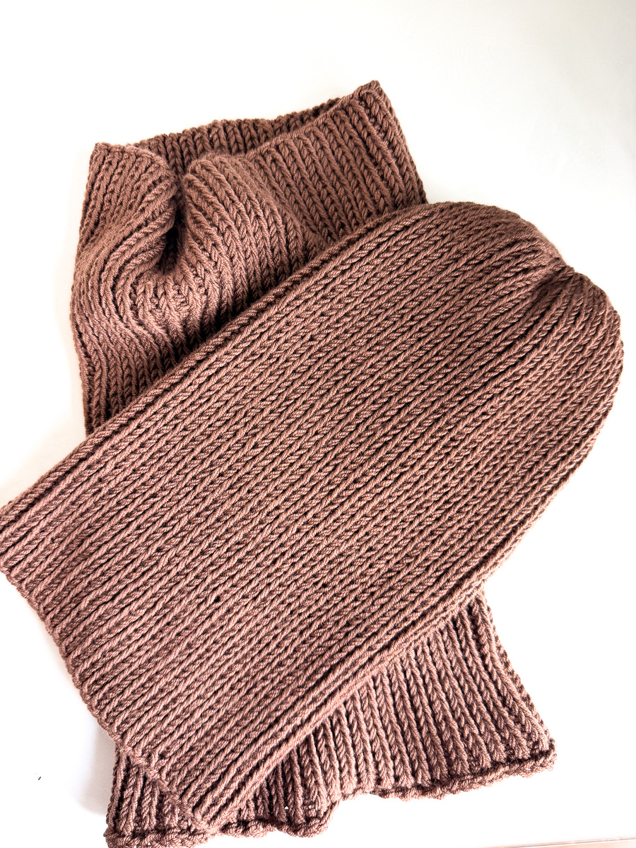 NANA – czapka beanie z wełny baby merino 52 Czekolada, jesienno-zimowa