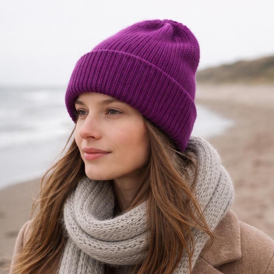 Czapka wywijana HELEN 100% Alpaka 9045 rubinowy