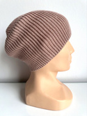 VARELLA Beanie-Mütze aus 100% Baby-Merinowolle 49 Pustynna Róża