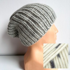 JANKA – gruba czapka beanie zimowa damska z wełny owczej Nitkowe Love 124 Plamy Atramentu