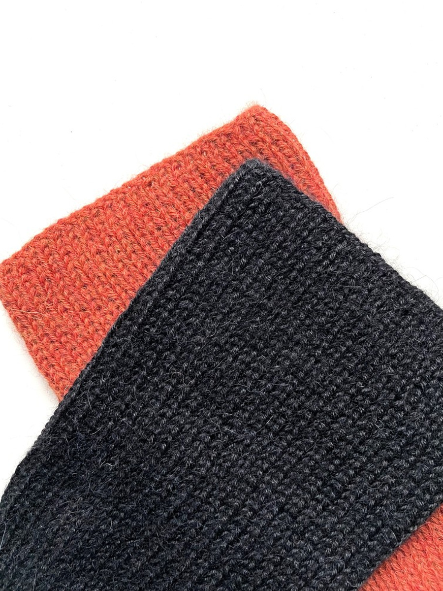 KIARA Handgemachte Beanie-Mütze aus 100% Alpaka 8903 Schwarz