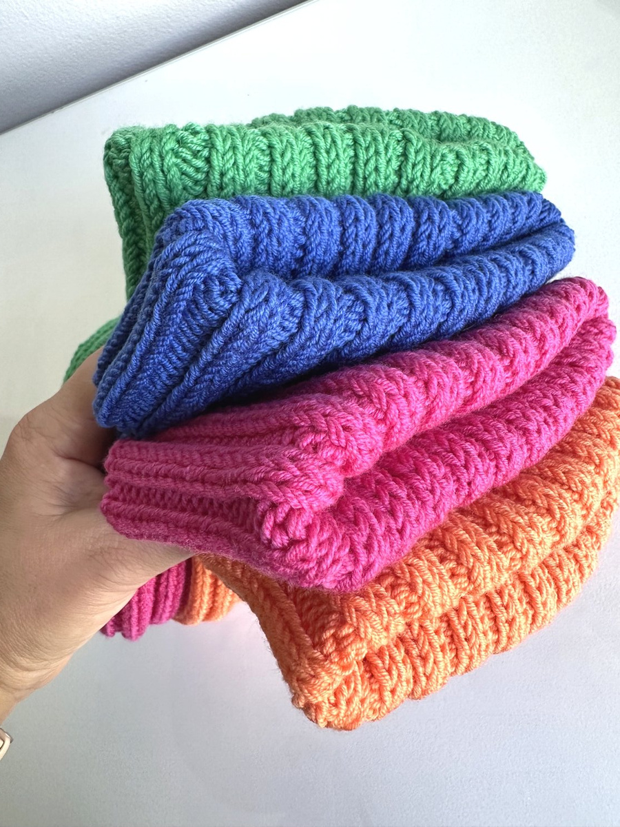 Wywijana czapka merino HELLI 100% Baby Merino 36 Pomarańczowy