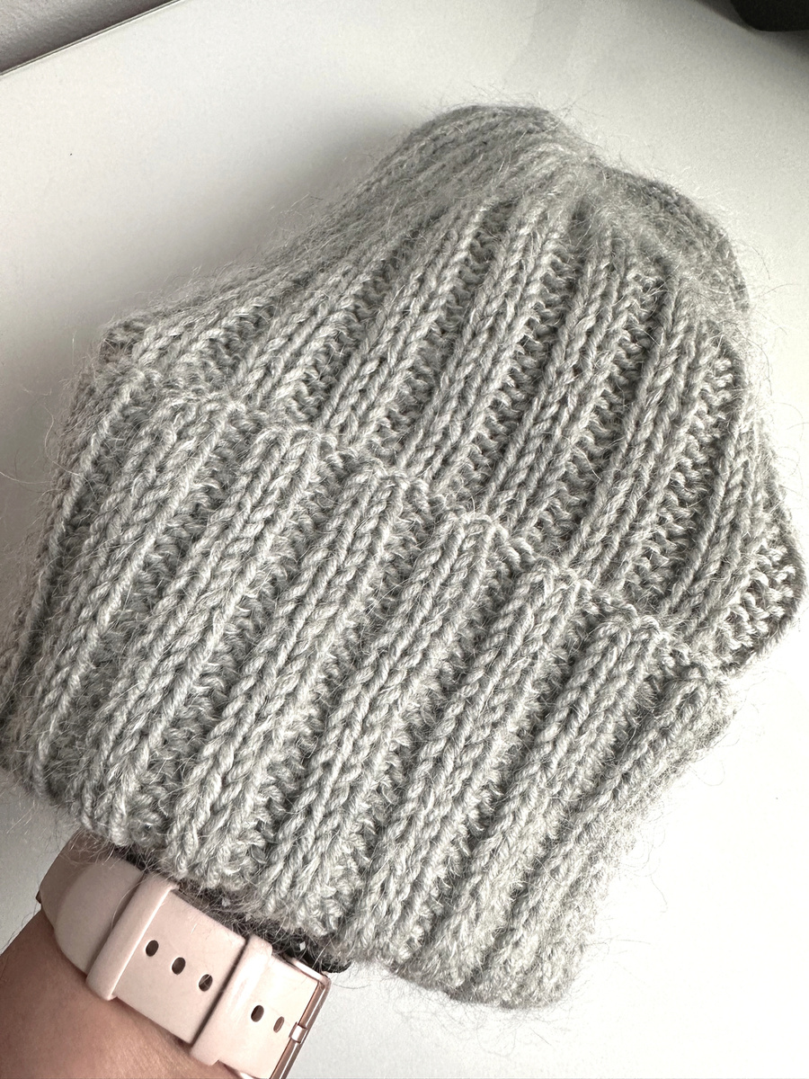 MIRA – ręcznie robiona ciepła czapka beanie merino + moher i jedwab 05 Jasny Szary