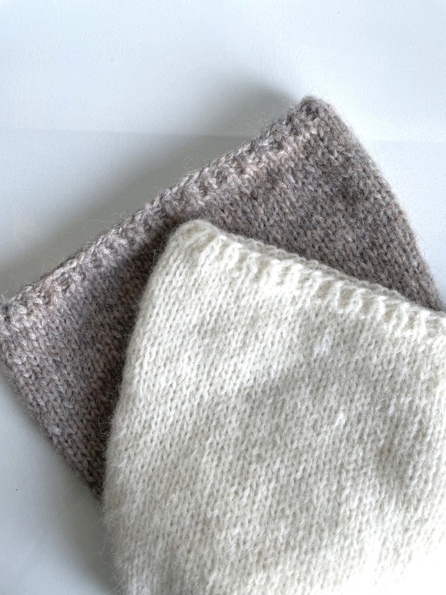 Ciepła czapka ręcznie robiona CHMURKA Alpaka 01 Ecru 