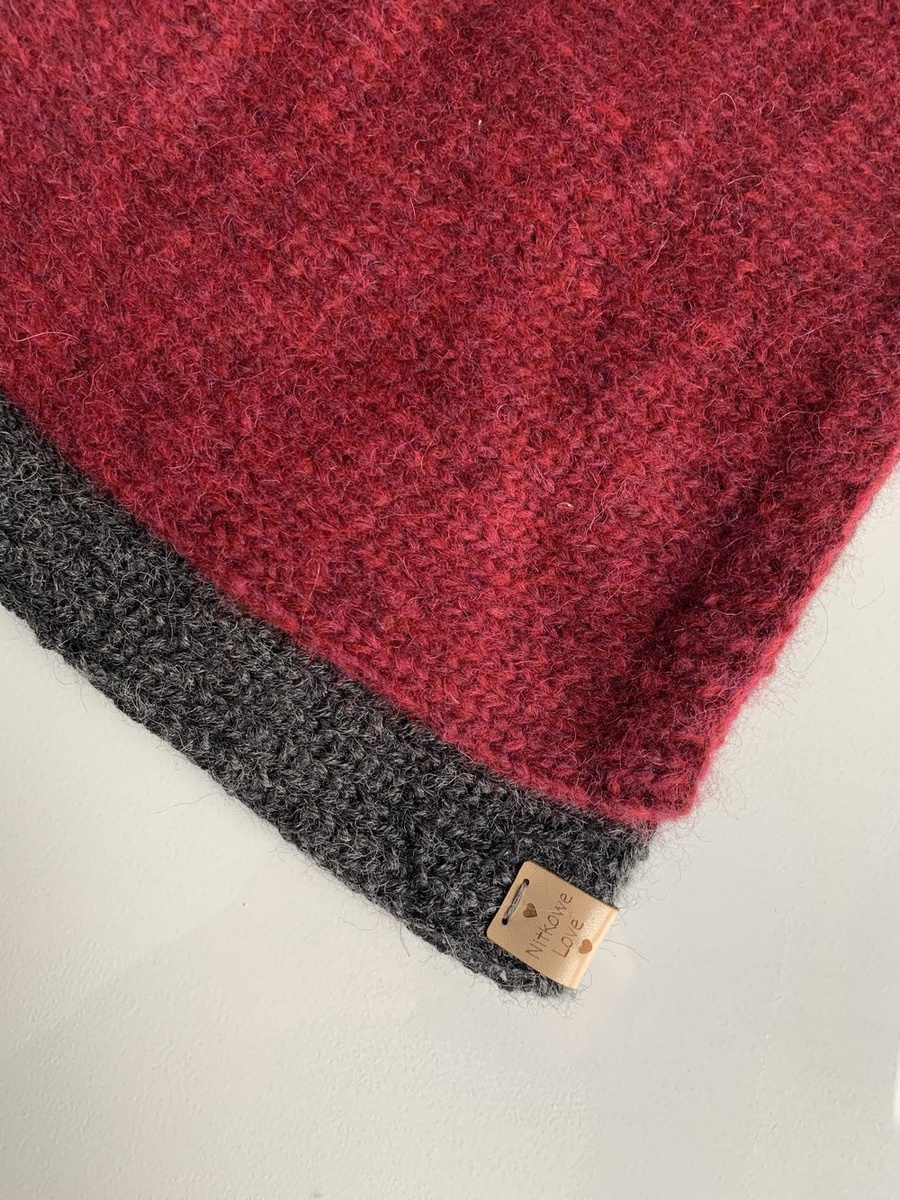 CHMURKA Beanie-Mütze aus Alpaka 07 Rubinrot