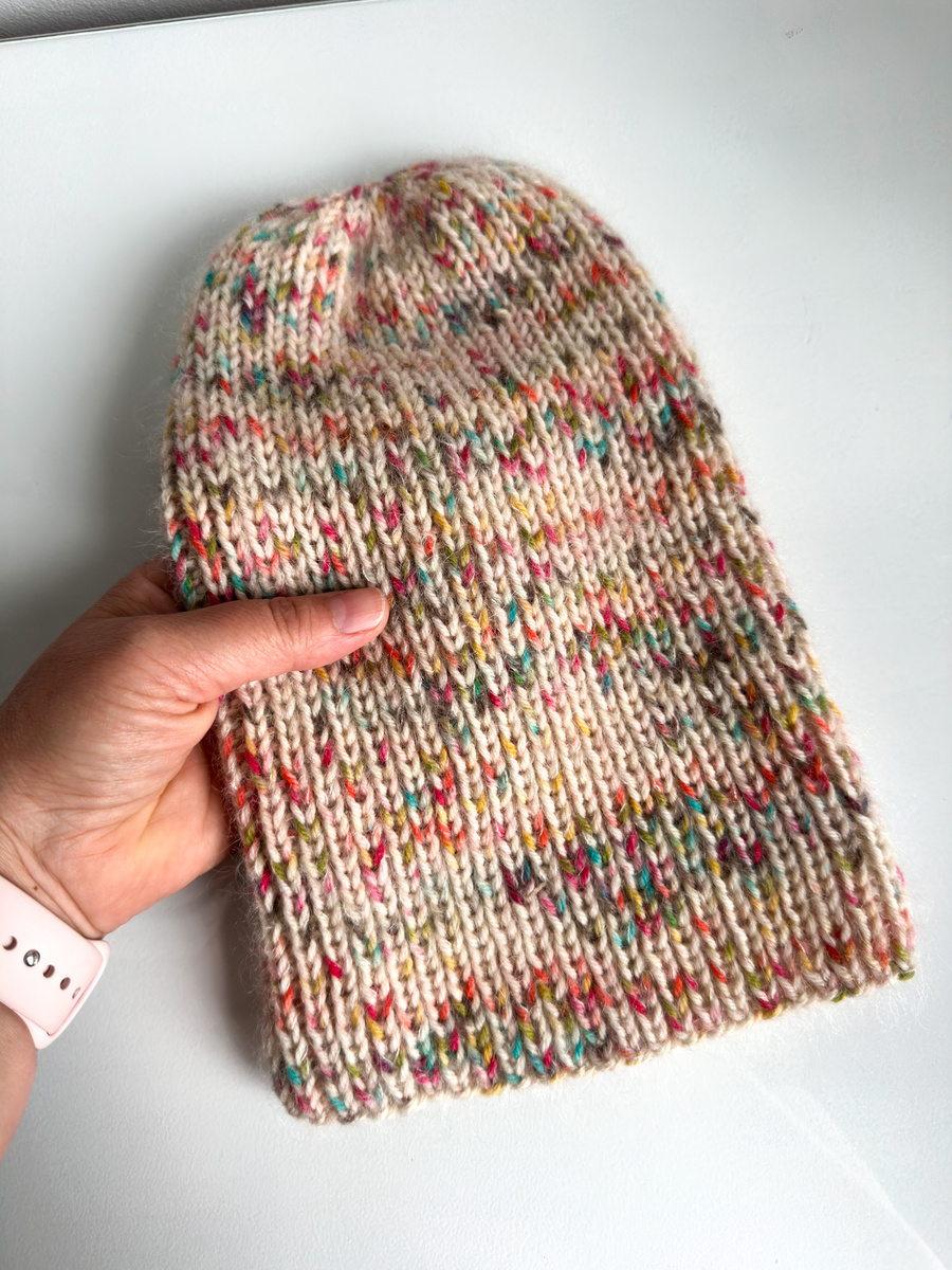 ALURA – ręcznie robiona ciepła czapka beanie merino + moher i jedwab damska 27/56 Zimowy Karnawał