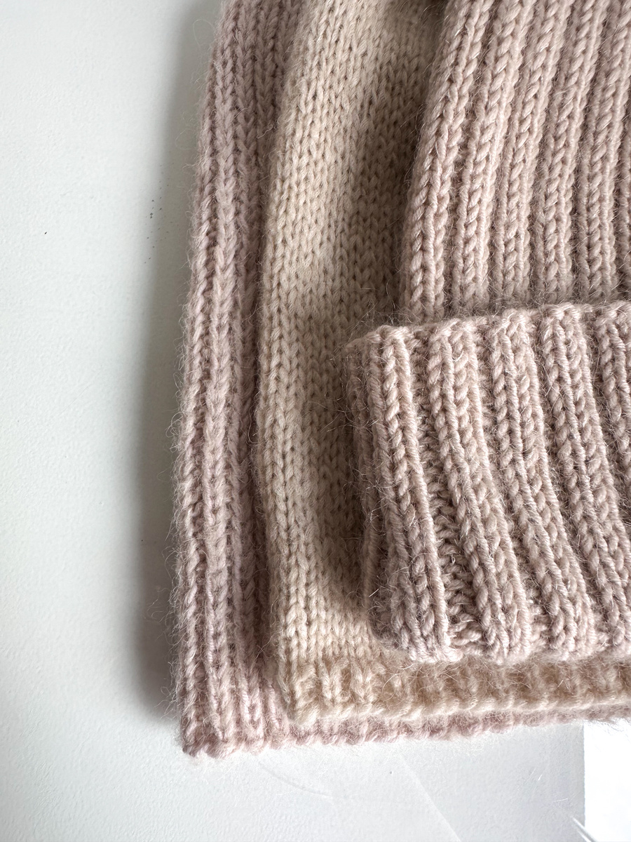 MIRA – ciepła czapka beanie handmade merino + moher i jedwab 50/56 jasny beż