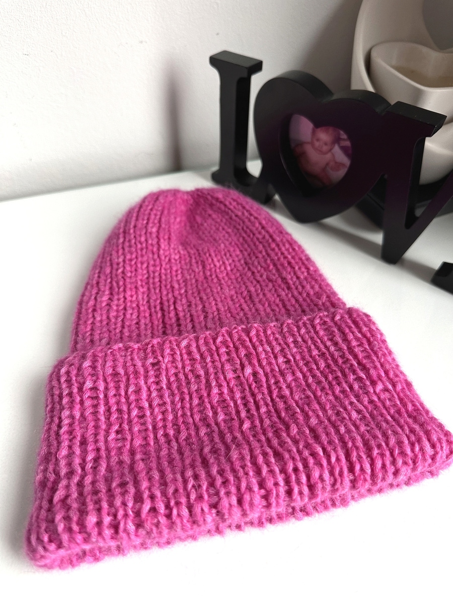 Ciepła czapka ręcznie robiona wywijana CHMURKA Alpaka 39 Magenta