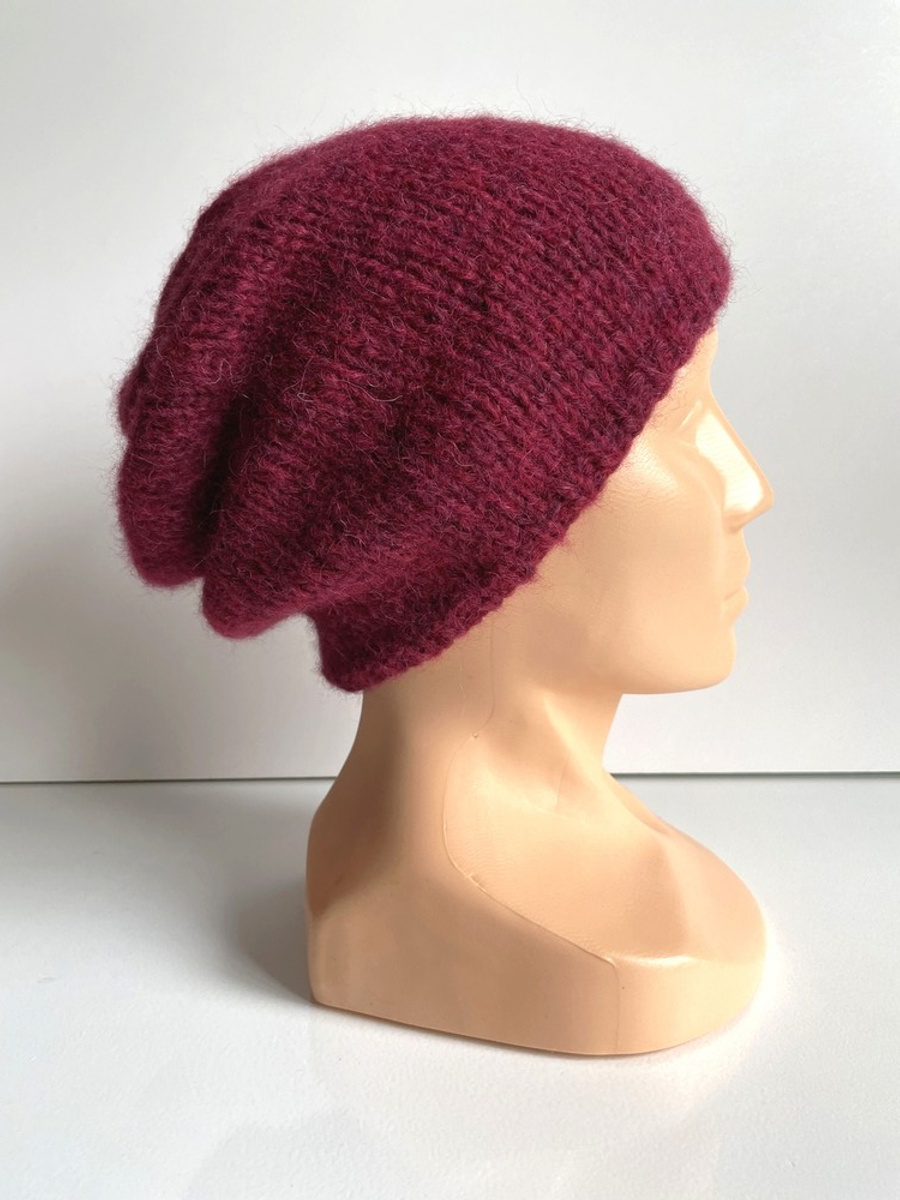 CHMURKA Beanie-Mütze aus Alpaka 07 Rubinrot