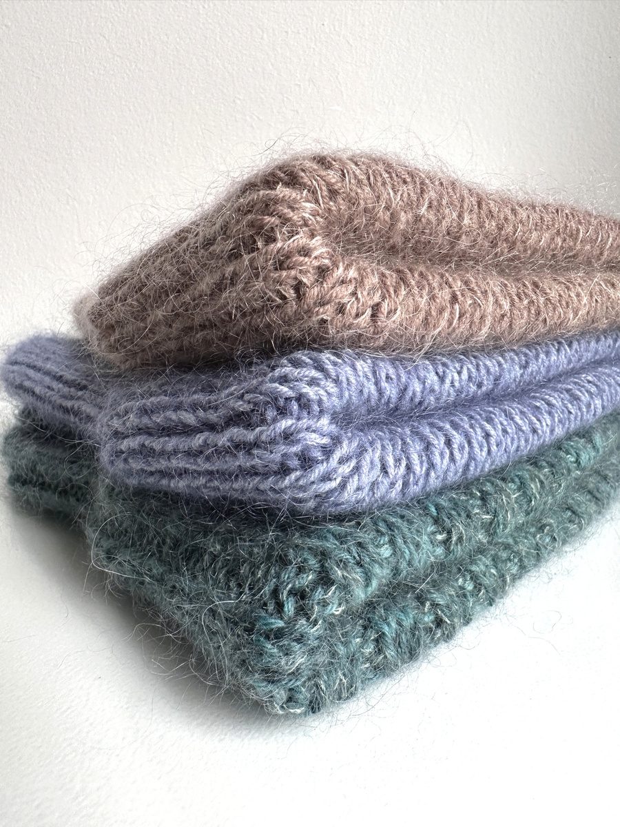 AUREA – ręcznie robiona czapka beanie baby merino + moher i jedwab damska 17/41 Beż
