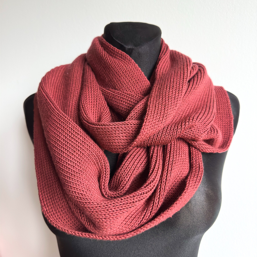 Wełniany komin zawijany 100% Baby Merino 51 Bordowy