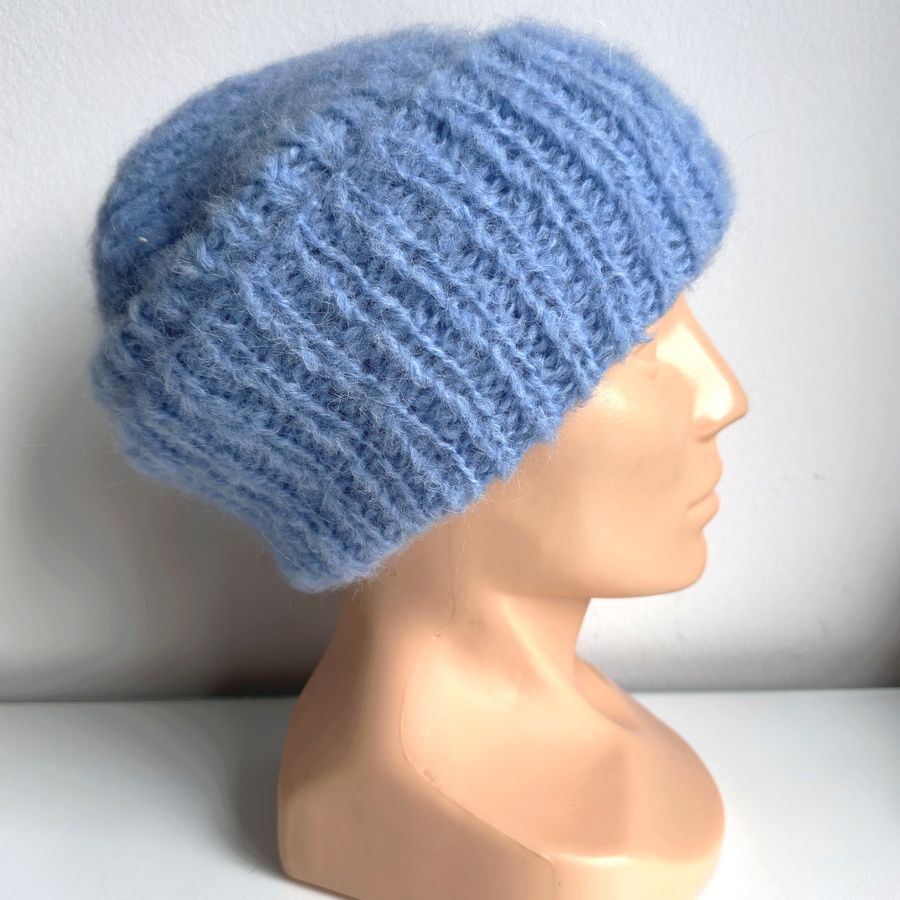 WATA CUKROWA – czapka damska z alpaki z merynosem 21 błękitny