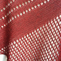 Handgestricktes Dreieckstuch aus 100 % Alpakawolle – Farbe wählen