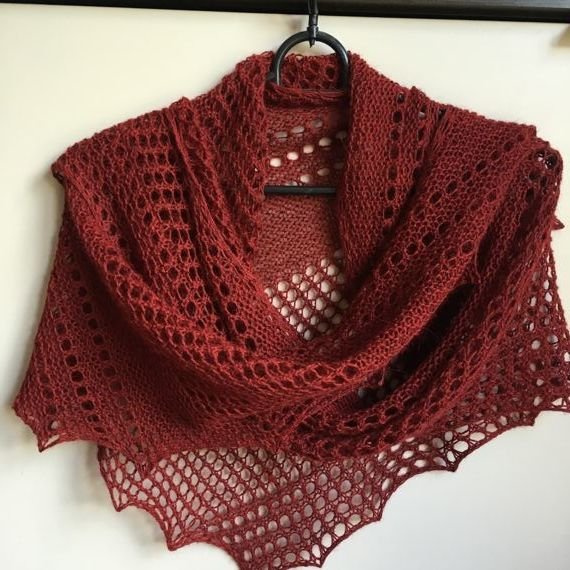 Chusta wykonana ręcznie, 100% Alpaka Bordo