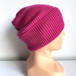 VARELLA – czapka beanie z wełny merino 100% Baby Merino 08 Fuksja jesienno-zimowa