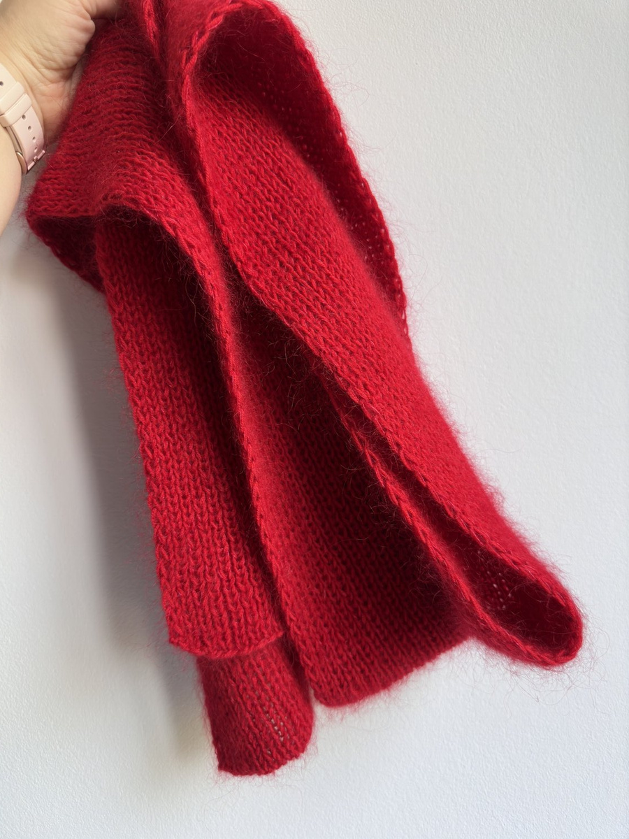 Ciepły i przytulny szal Nitkowe Love 30x180 cm  100% Baby Merino 21 czarny