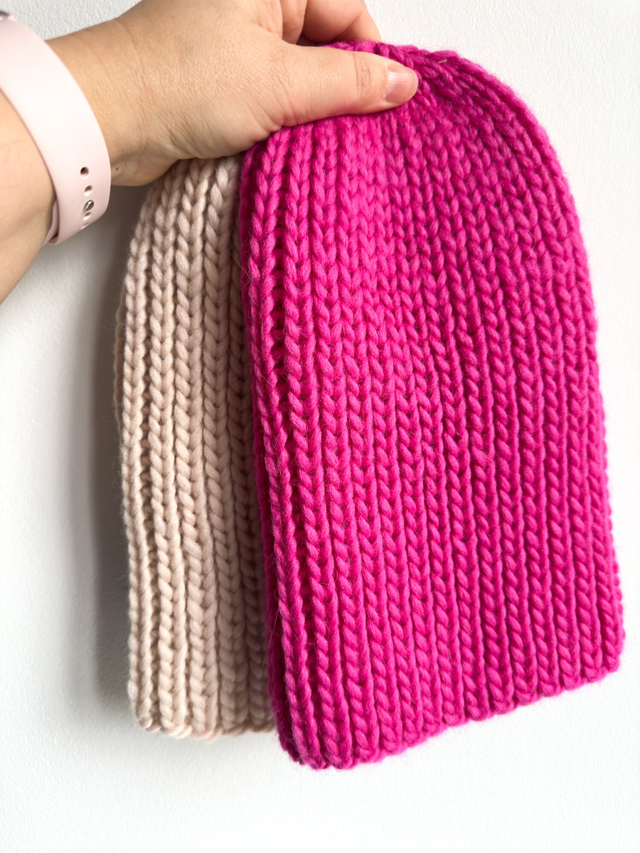 JANKA – gruba czapka zimowa damska beanie z wełny Nitkowe Love 105 Magenta
