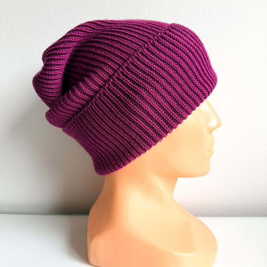 Beanie czapka z wełny merino VARELLA 100% Baby Merino 34 Wrzos