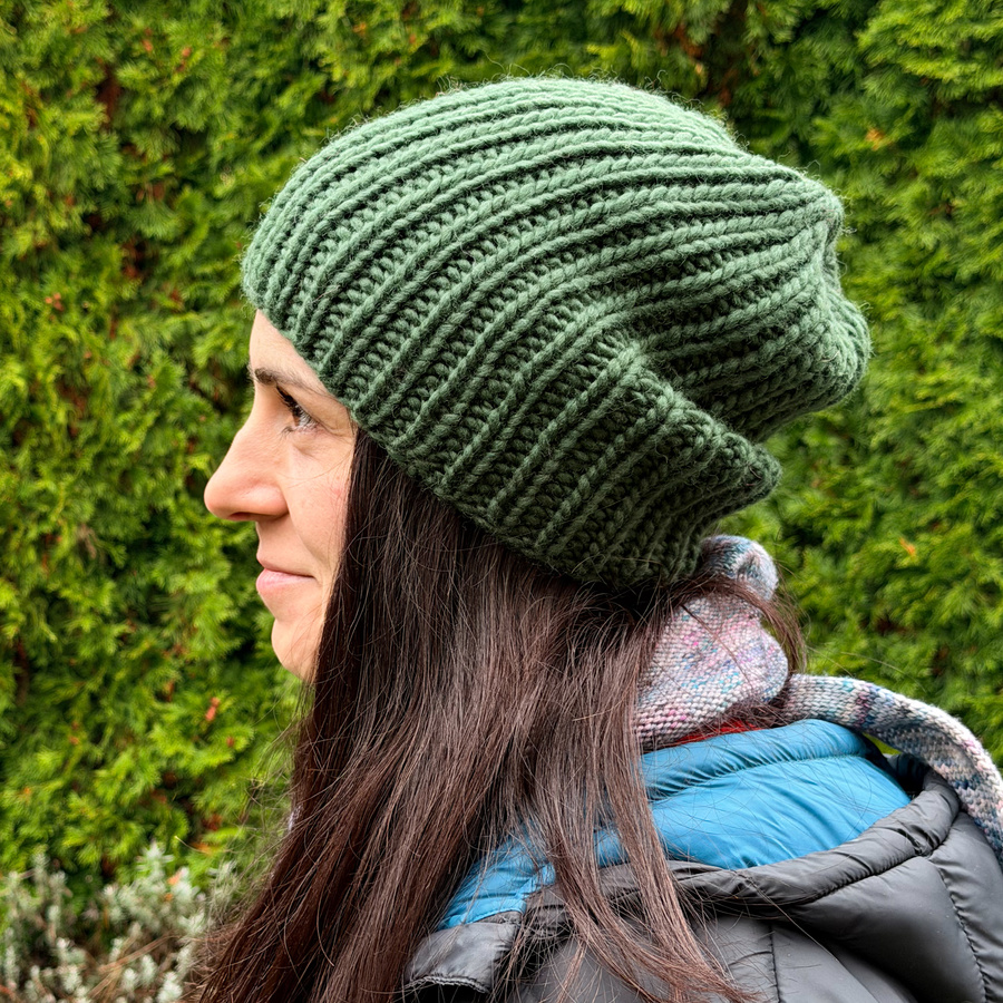 Ręcznie robiona czapka damska JANKA 100% Wełna owcza 48 Nugat