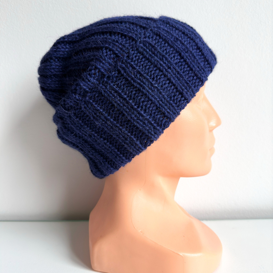 LAURIN Mütze mit Umschlag 100% Alpaka 5575 Navy