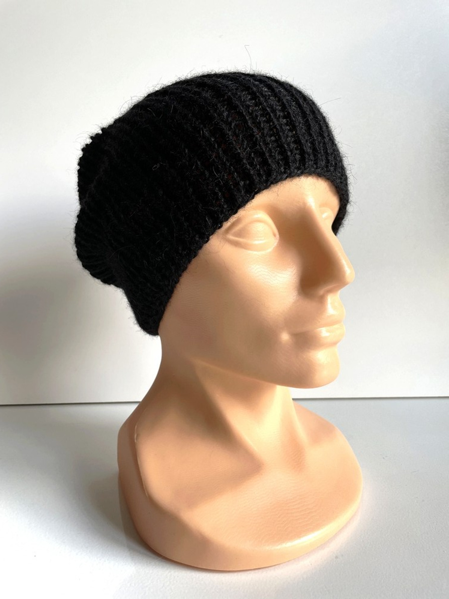 KIARA Handgemachte Beanie-Mütze aus 100% Alpaka 8903 Schwarz