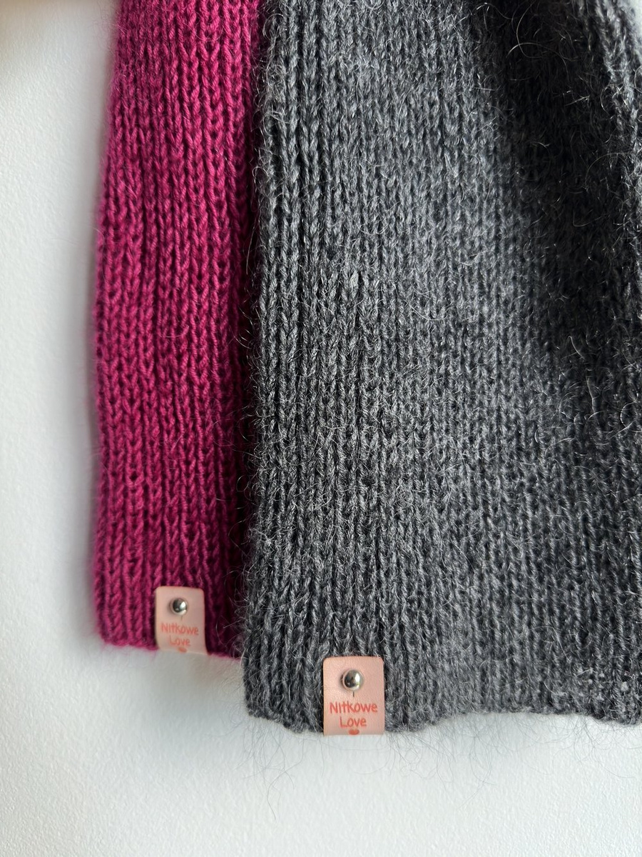 Handmade women’s hat AUREA 100% Baby Merino plus mohair and silk 20/22 Dark Grey