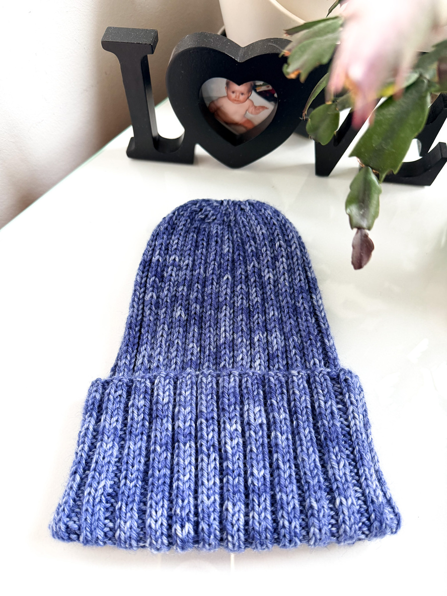 NELLI Handmade Turn-Up Merino Wool Beanie 38 Niebieska Mgiełka