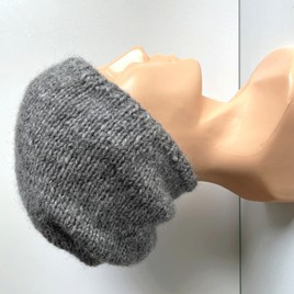 CHMURKA Handgemachte Beanie-Mütze aus Alpaka 04 Mittelgrau