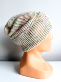 VARELLA Beanie-Mütze aus Baby-Merinowolle 101 Jagody & Śmietanka zimowa
