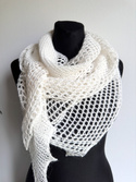 Handgestricktes Dreieckstuch aus 100 % Alpakawolle – Farbe wählen