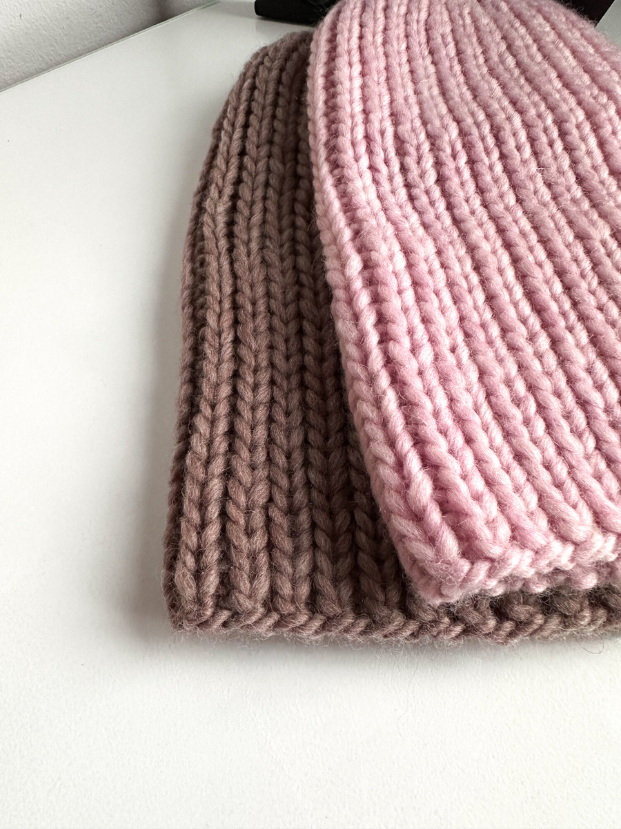 JANKA – gruba czapka beanie zimowa damska z wełny Nitkowe Love 30 Pastelowy Róż