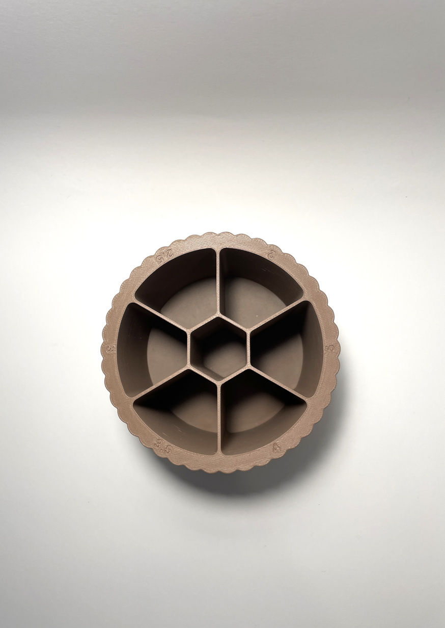 Spin & Sort Rotating Organizer for Crochet Hooks, Pens, BrushesChocolate Milk Coffee