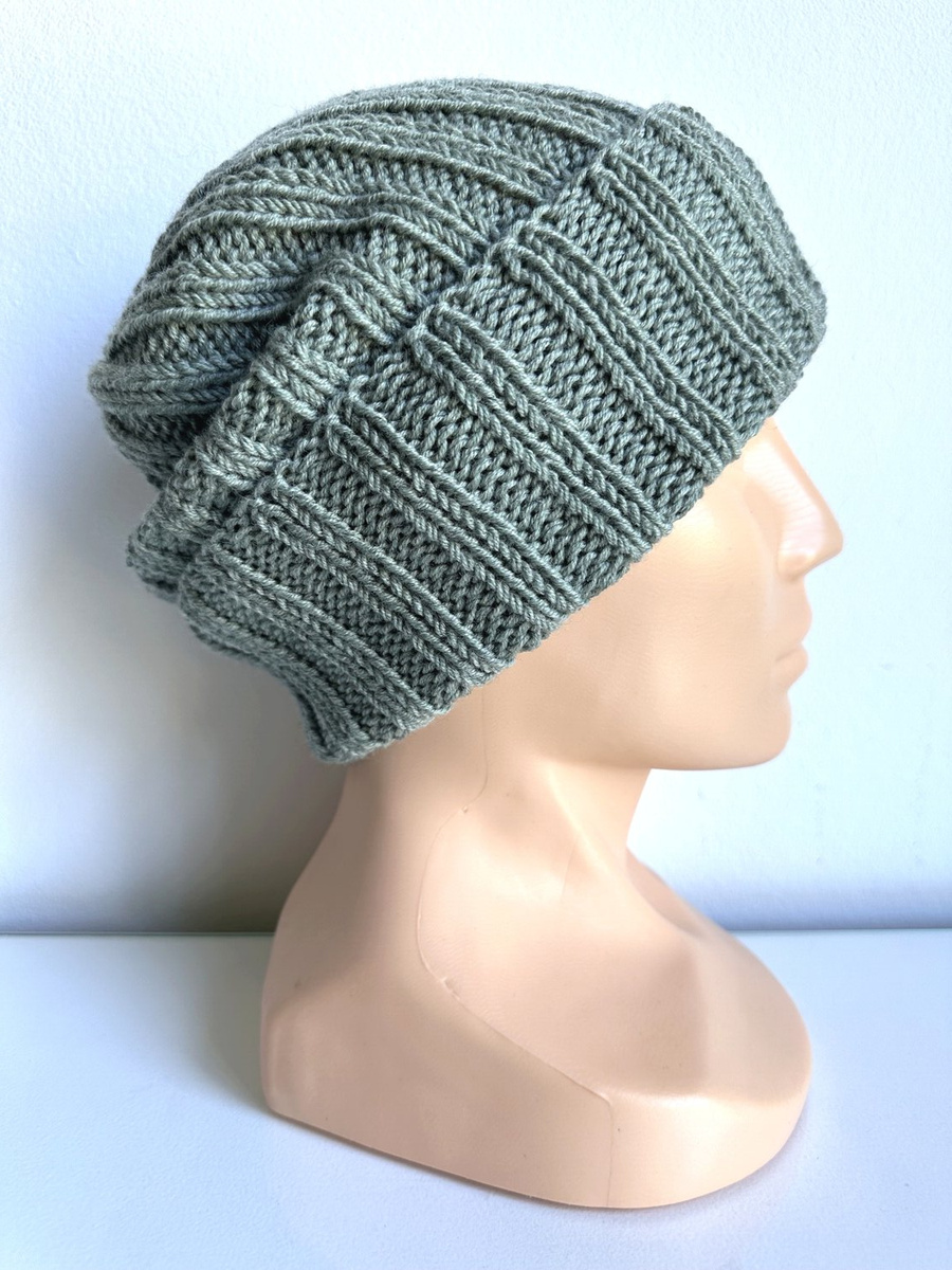 Wywijana czapka merino HELLI 100% Baby Merino 50 Zielona Szałwia