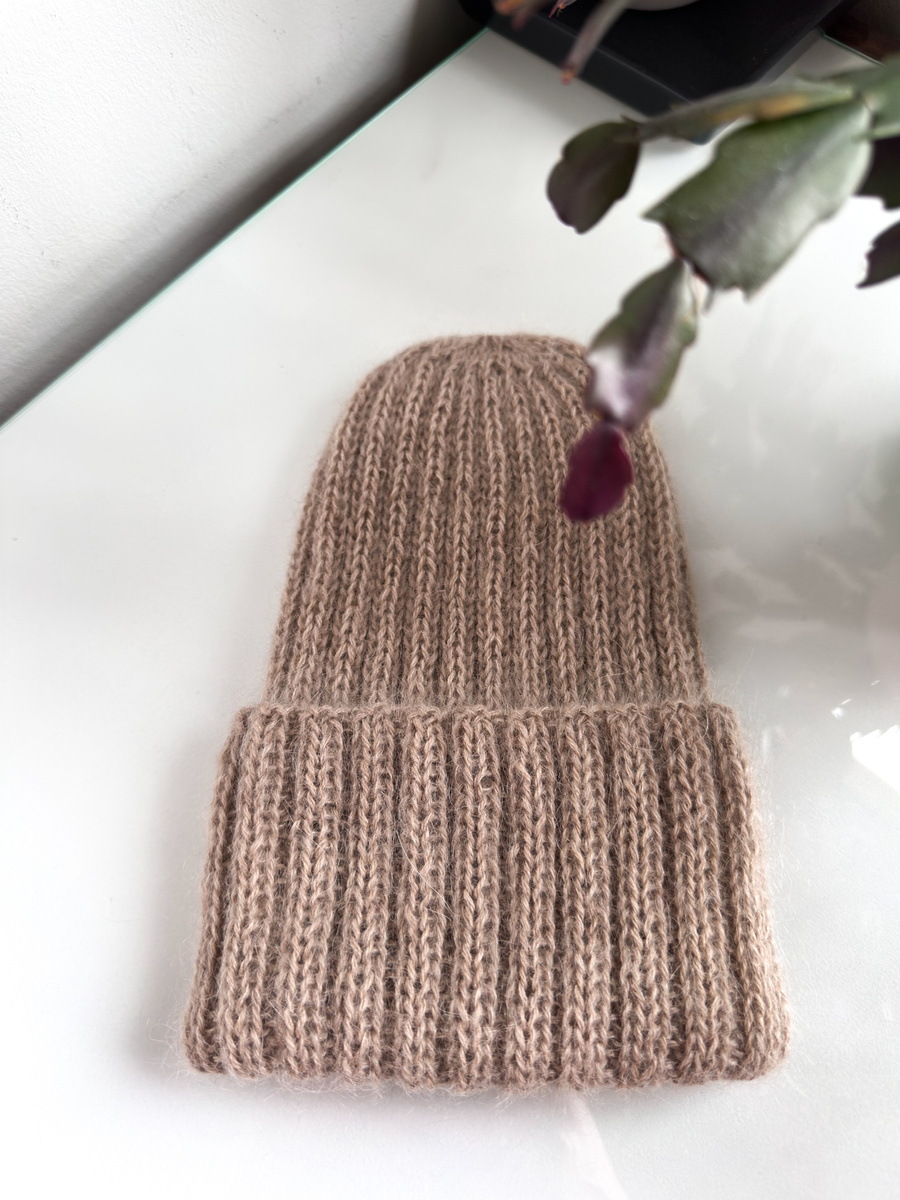 MARGARET – czapka wywijana handmade alpaka + moher z jedwabiem 2020/54 Piaskowy jasny