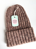 NELLI – wywijana czapka merino 30 Prażony Migdał unisex zimowa
