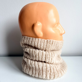 Ręcznie robiony KOMIN CHMURKA Alpaka 30 Zielona Szałwia