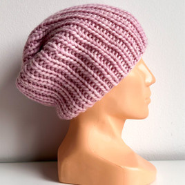 JANKA – gruba czapka beanie zimowa damska z wełny Nitkowe Love 30 Pastelowy Róż
