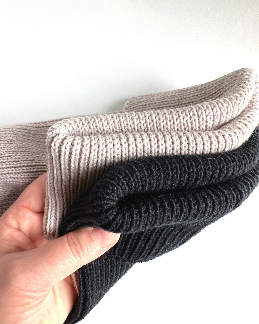 VARELLA – czapka beanie z wełny merino 100% Baby Merino 23 Jasny Beż jesienno-zimowa