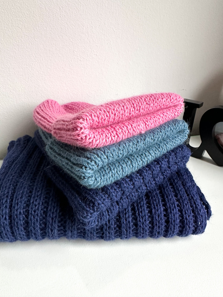 LAURIN Mütze mit Umschlag 100% Alpaka 5575 Navy
