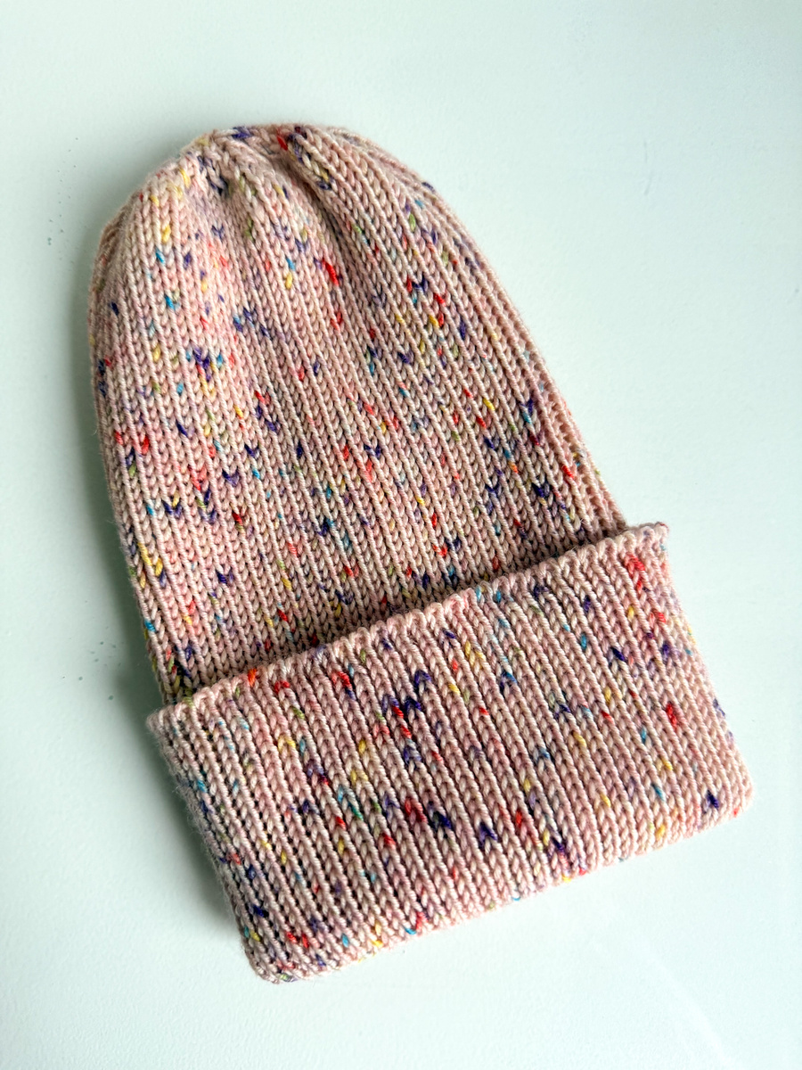 VARELLA – czapka merino beanie wywijana 100% baby merino 103 Urodzinowe Confetti różowa