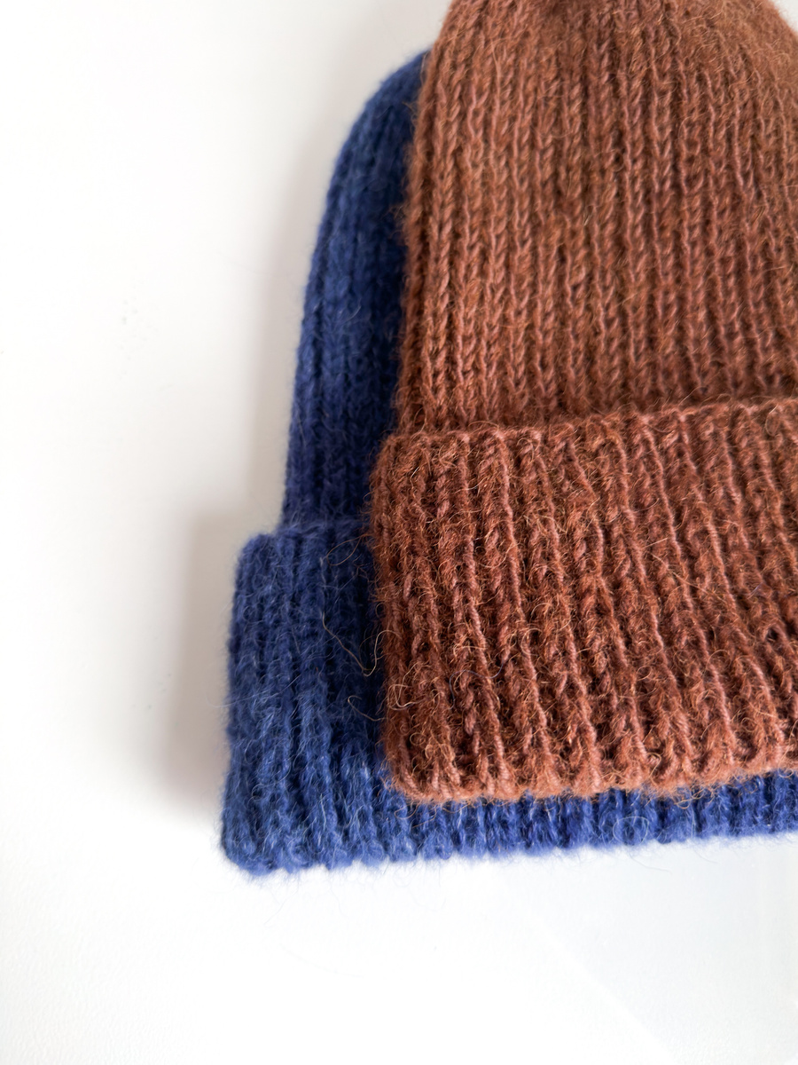 MORGANA – czapka damska handmade alpaka + jedwab + merino 52/38 Czekolada