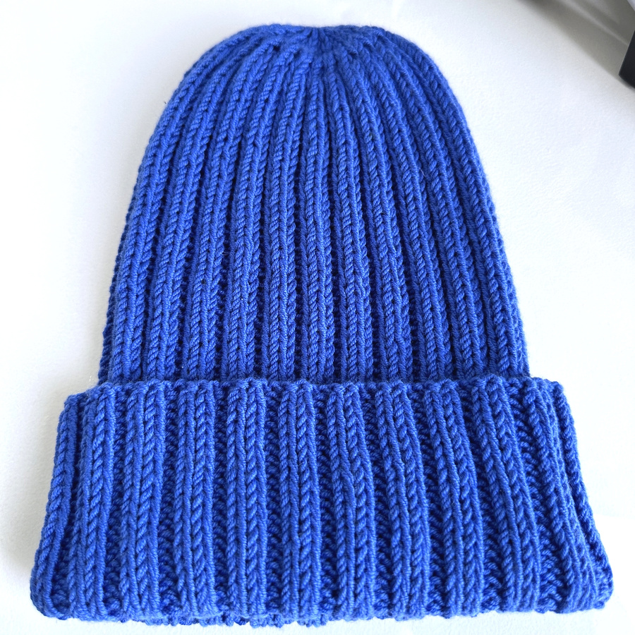 HELLI – czapka beanie z wełny merino 100% Baby Merino 33 jaskrawoniebieska jesienno-zimowa