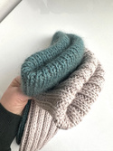 Ręcznie robiona czapka beanie AUREA 100% Baby Merino plus moher i jedwab 02 Czarny