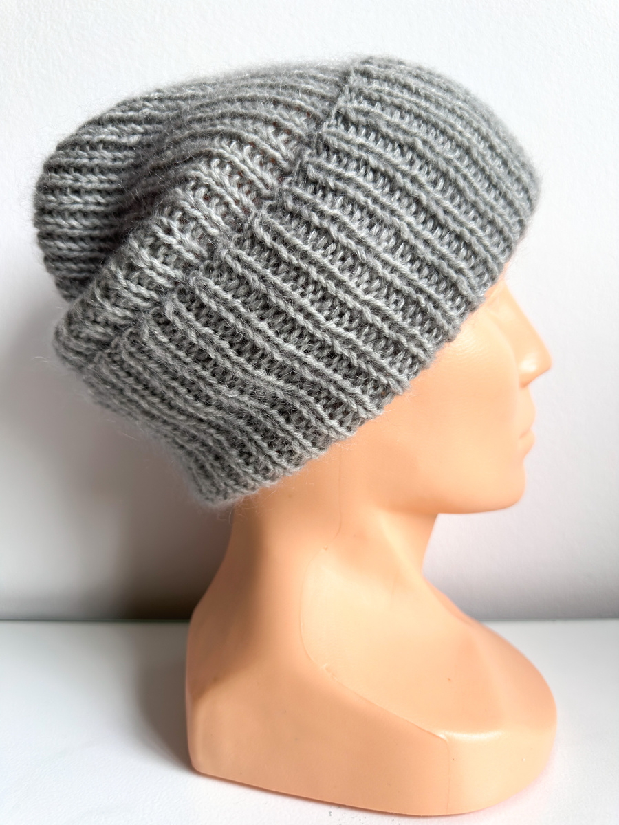 Ręcznie robiona czapka beanie AUREA 100% Baby Merino plus moher i jedwab 43/08 Jasny Morski
