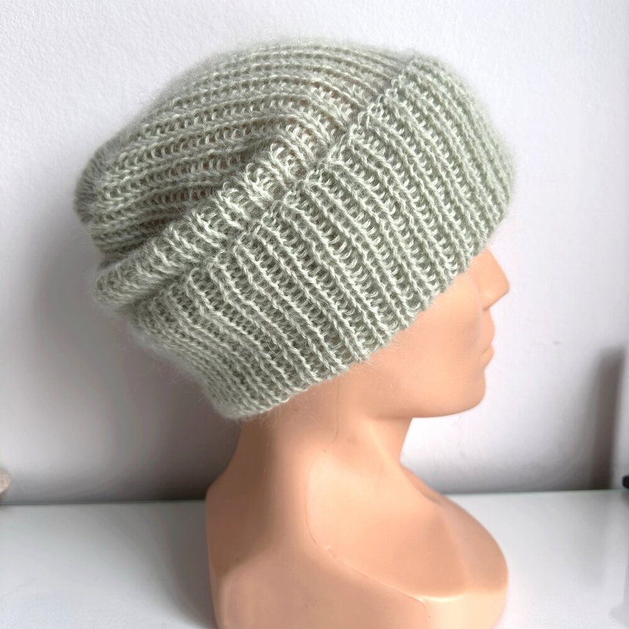 MARI – czapka beanie z alpaki + moher i jedwab, 9030/47 Lody Pistacjowe