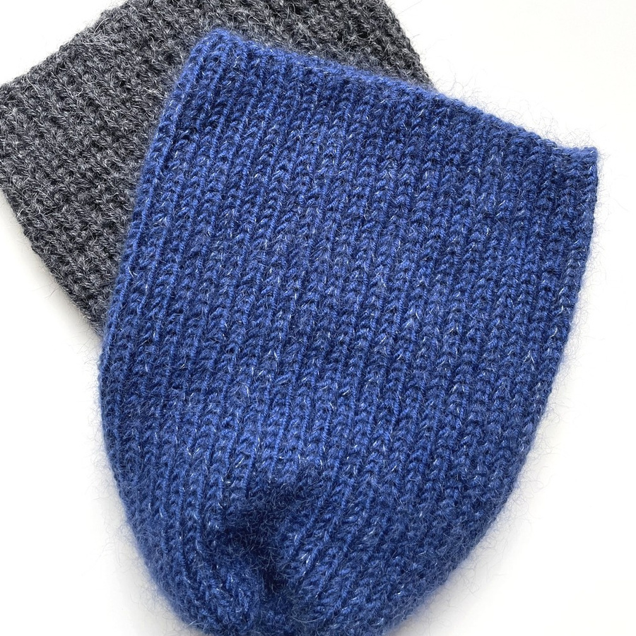AUREA – ręcznie robiona czapka beanie baby merino + moher i jedwab damska 30/28 Niebieski