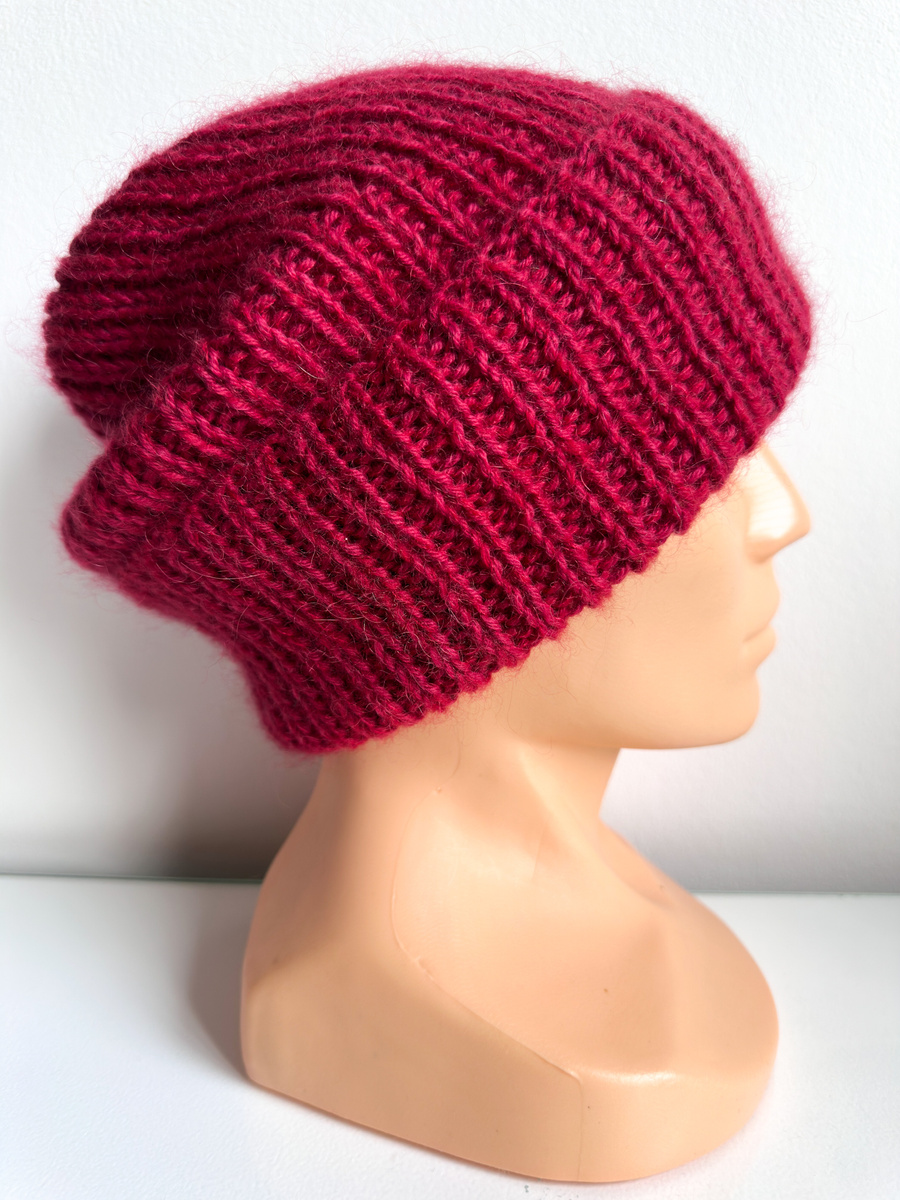 Ręcznie robiona Czapka MARI 100% Alpaka plus nitka moher z jedwabiem 100 ecru